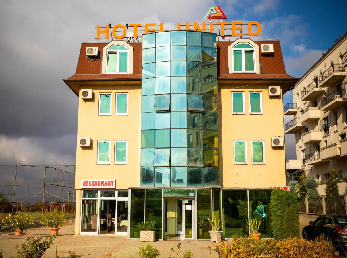 Hotel United Πρίστινα Εξωτερικό φωτογραφία