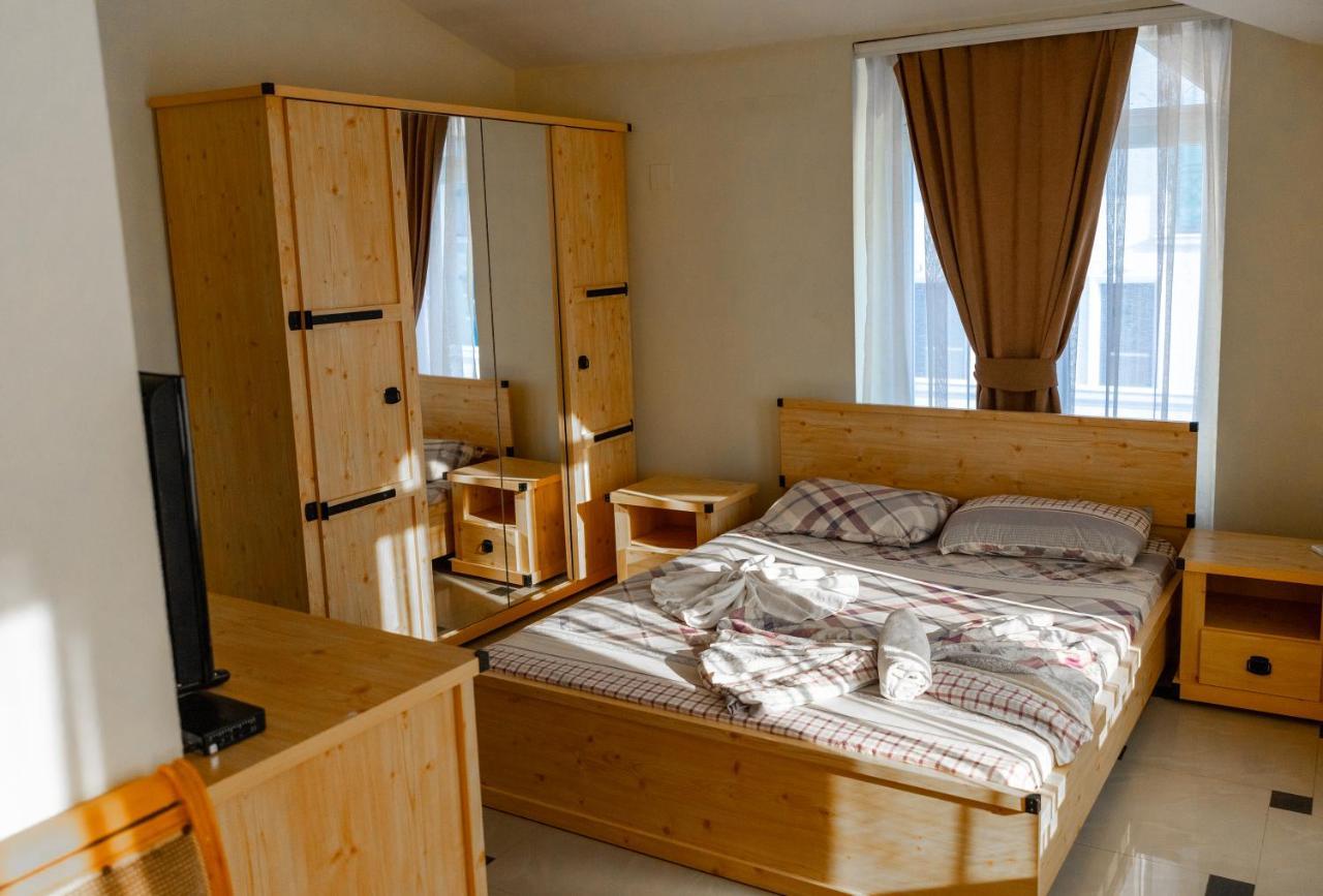 Hotel United Πρίστινα Εξωτερικό φωτογραφία