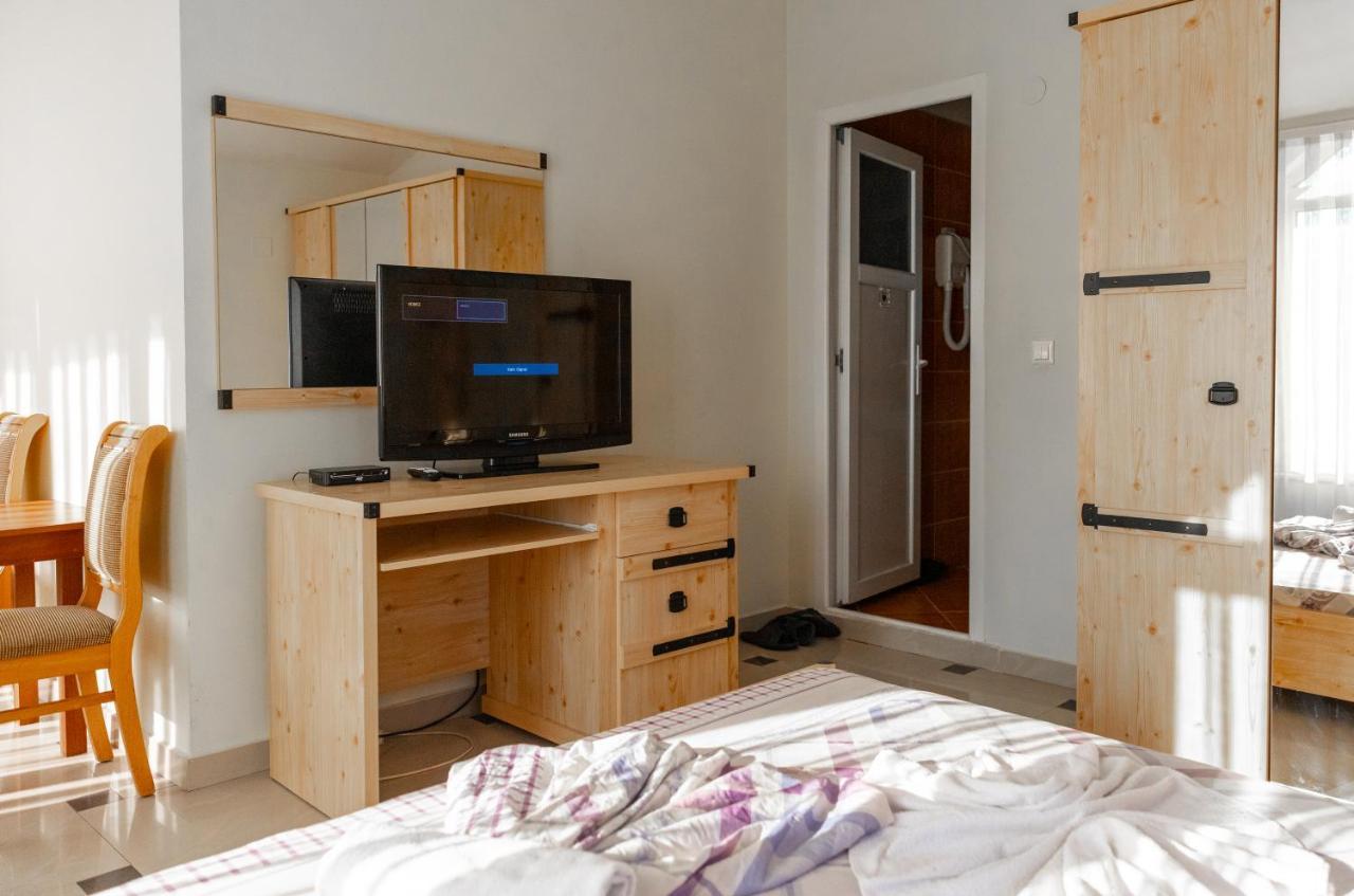 Hotel United Cagllavice Εξωτερικό φωτογραφία