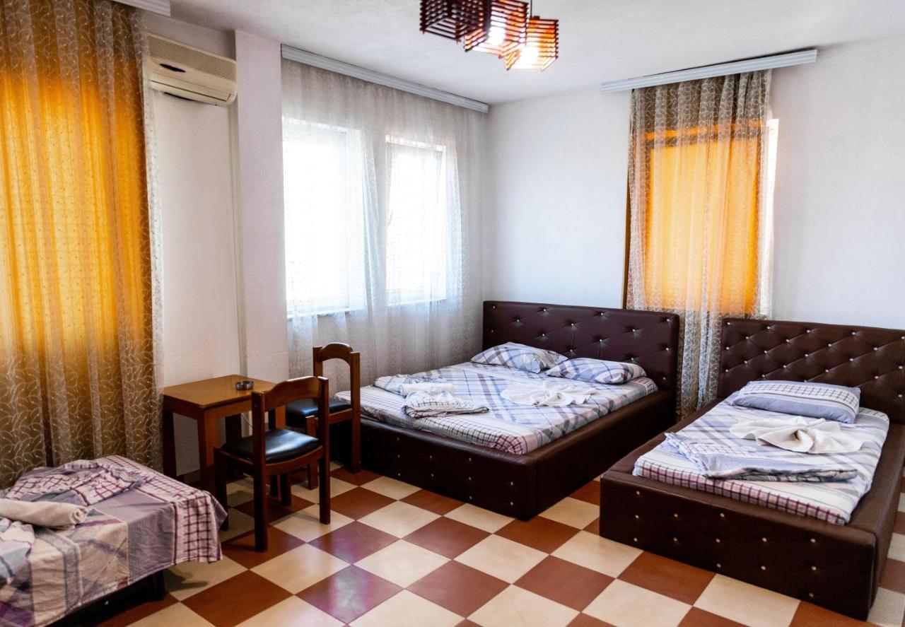 Hotel United Πρίστινα Εξωτερικό φωτογραφία